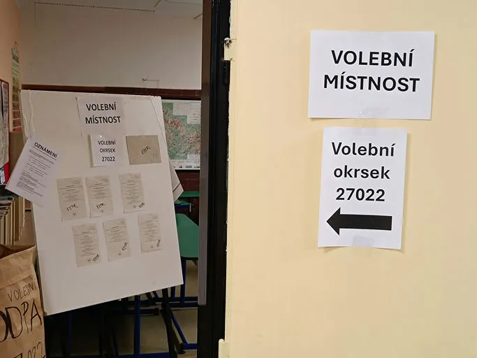 Označení volební místnosti